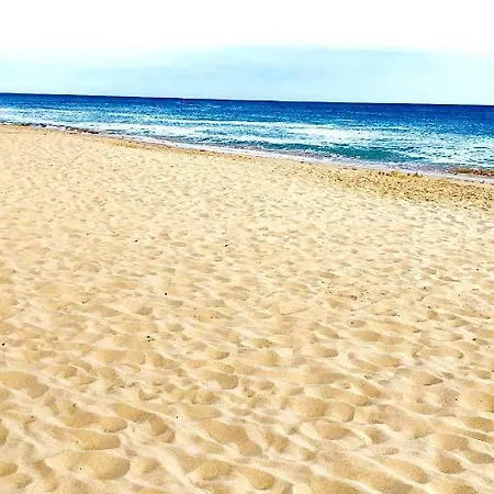 Blue Wave Apartment *